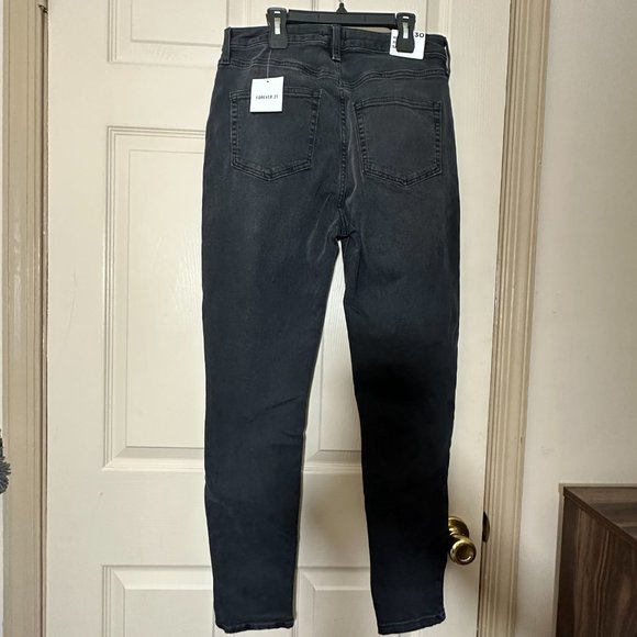 Forever 21 Women's washed black High rise Skynny distressed jeans - Size 30 - Picture 3 of 10